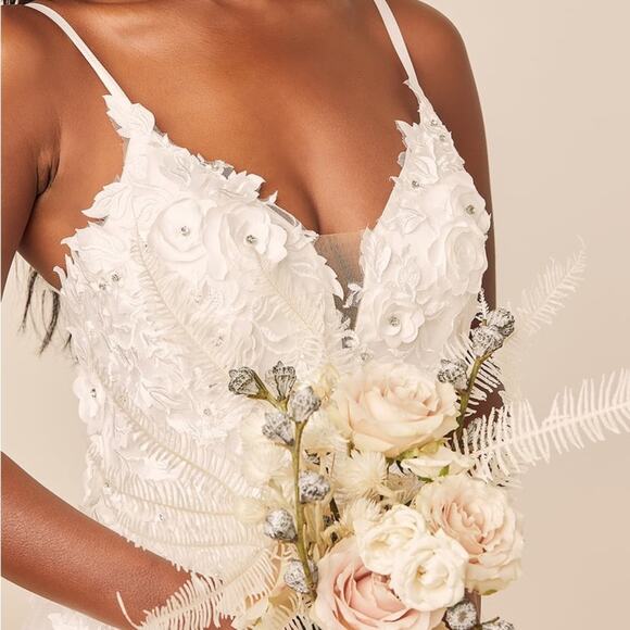 NWOT Lulus Breathtaking Romance White Embroidered Tulle Gown - Picture 11 of 11